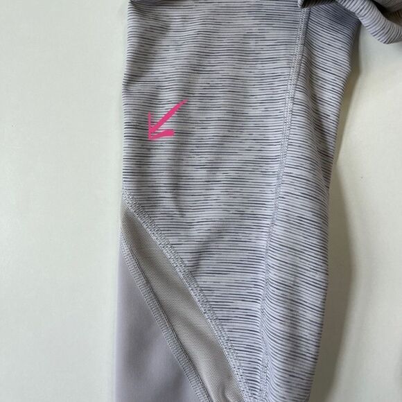 Lululemon Wunder Under Crop High-Rise *Roll Down Scallop Full-On Luxtreme - Picture 9 of 9